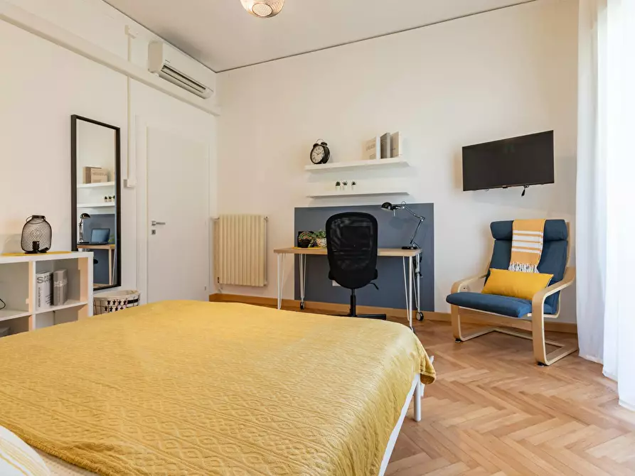 Immagine 5 di Camera in affitto  in Via Sorio a Padova