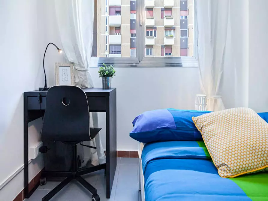 Immagine 6 di Camera in affitto  in Via Giuseppe Frua a Milano