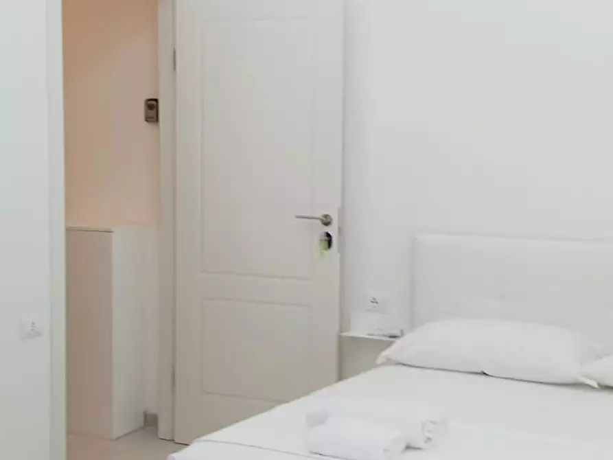 Immagine 5 di Camera in affitto  in Via Marco Ulpio Traiano a Milano