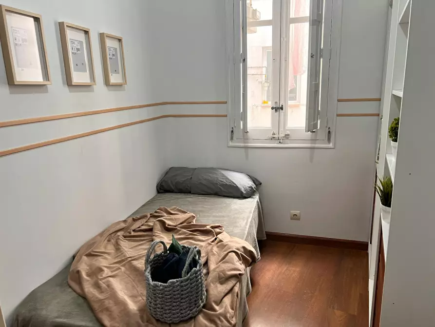 Immagine 7 di Camera in affitto  in Calle de Antonio Arias a Madrid