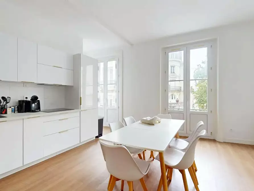 Immagine 9 di Camera in affitto  in Rue Saint-Laud a Angers