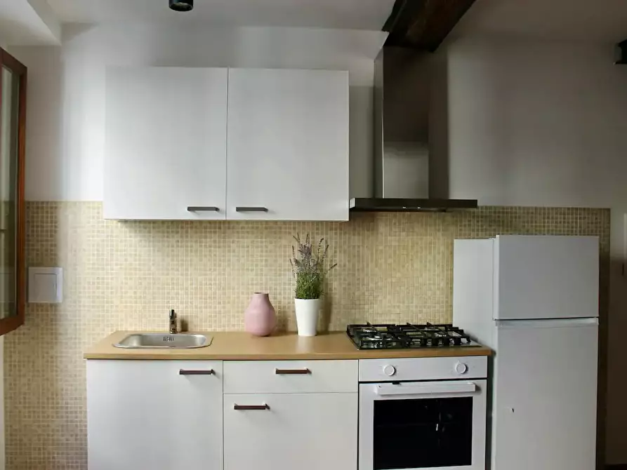 Immagine 7 di Appartamento in affitto  in Via Pietrapiana a Firenze