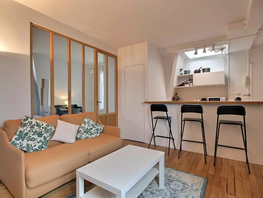 Immagine 4 di Appartamento in affitto  in Avenue Trudaine a Paris