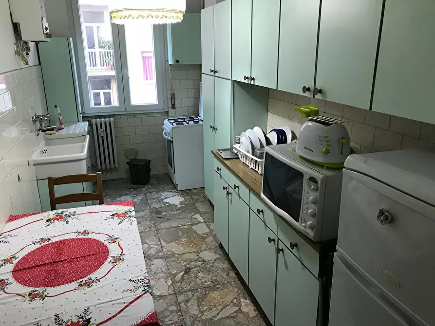 Immagine 2 di Camera in affitto  in Viale Monza a Milano