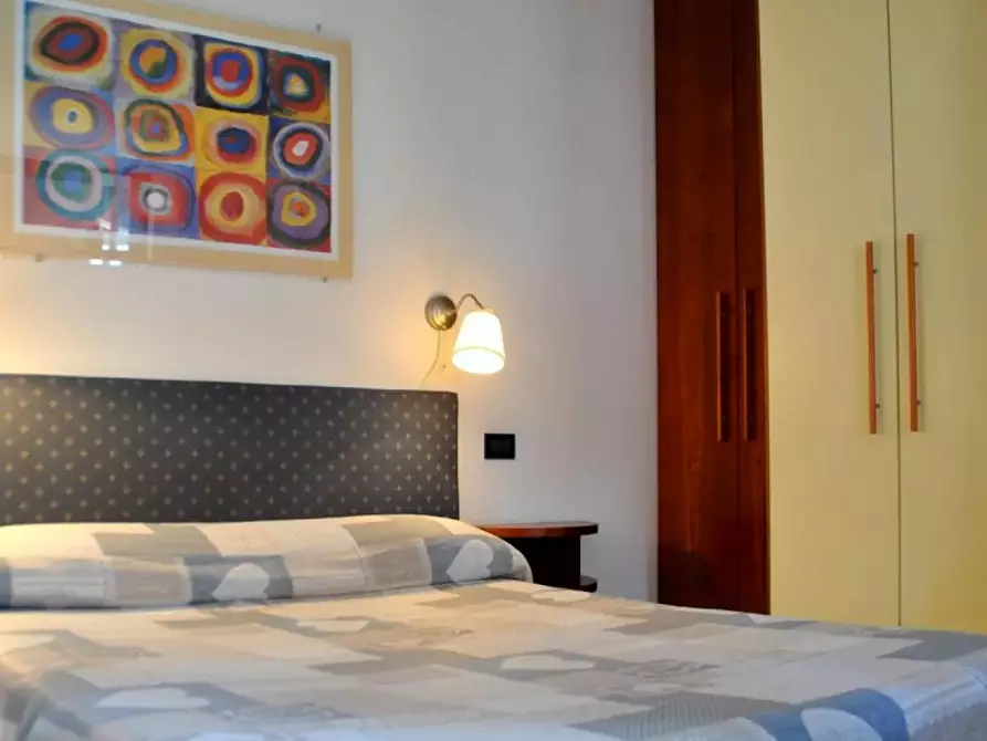 Immagine 8 di Appartamento in affitto  in Via Giuseppe Massarenti a Bologna