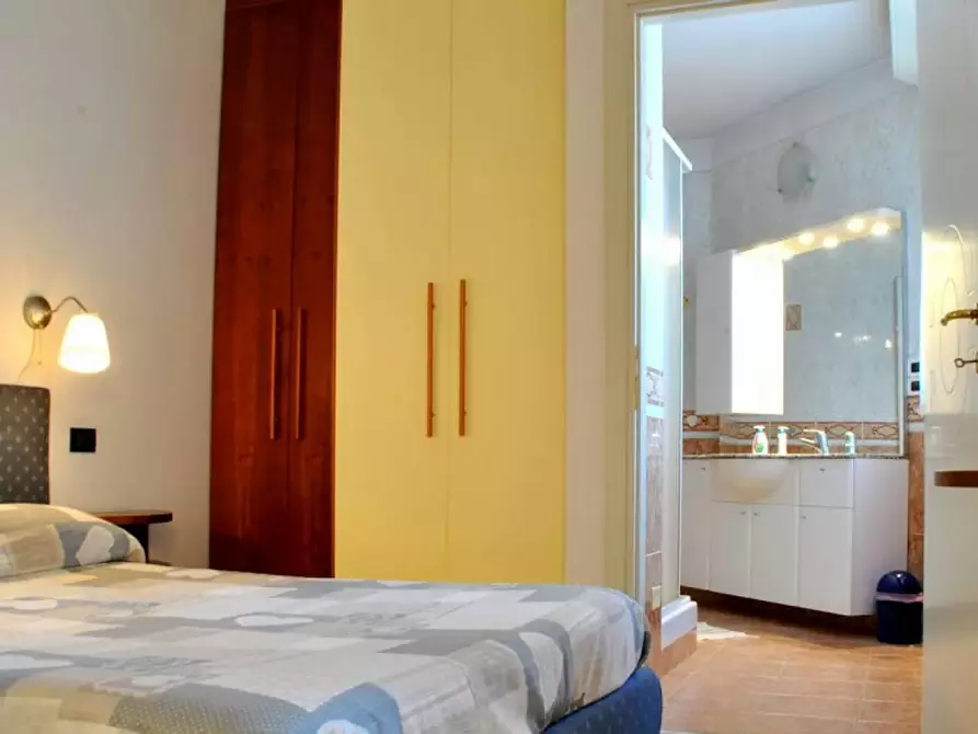 Immagine 7 di Appartamento in affitto  in Via Giuseppe Massarenti a Bologna