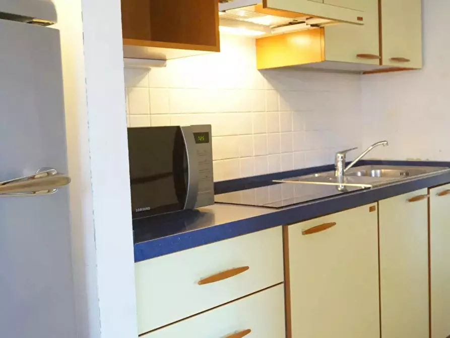 Immagine 9 di Appartamento in affitto  in Via Giuseppe Massarenti a Bologna