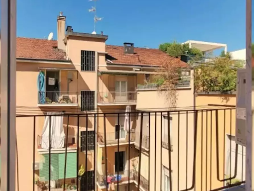 Immagine 10 di Appartamento in affitto  in Via Arbe a Milano
