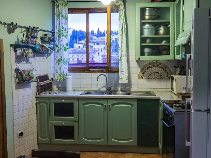 Immagine 6 di Camera in affitto  in Via dei Castellani a Firenze