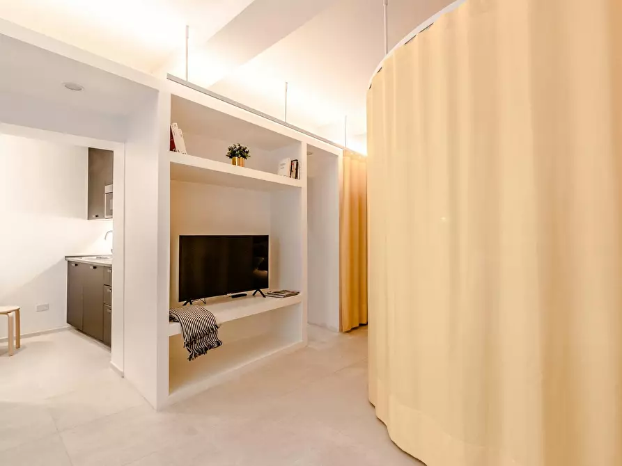 Immagine 4 di Appartamento in affitto  in Via Arienti a Bologna