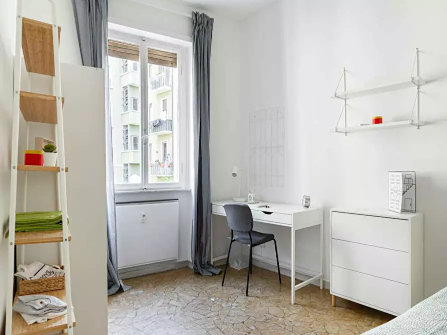 Immagine 2 di Camera in affitto  in Corso San Gottardo a Milano