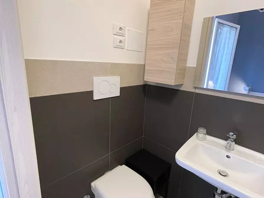 Immagine 8 di Camera in affitto  in Via Cristoforo Moro a Padova