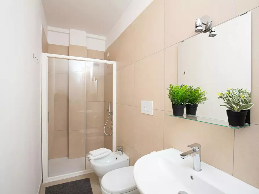 Immagine 10 di Camera in affitto  in Vicolo Gioia a Rimini