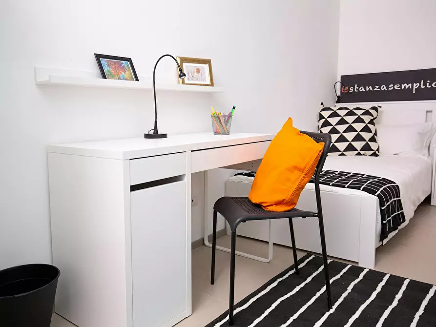 Immagine 4 di Camera in affitto  in Vicolo Gioia a Rimini