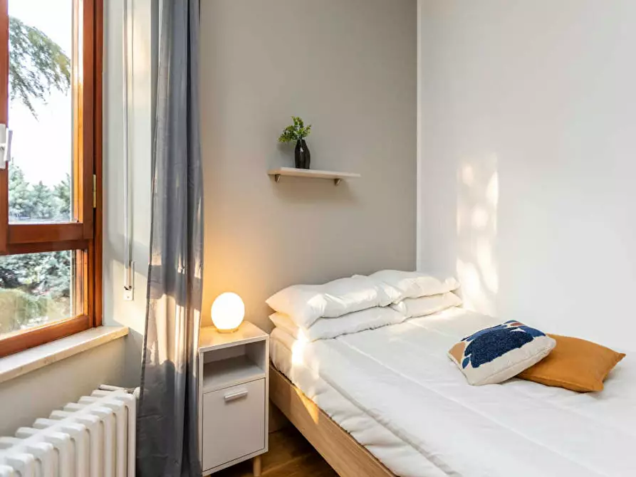 Immagine 5 di Camera in affitto  in Viale Tibaldi a Milano