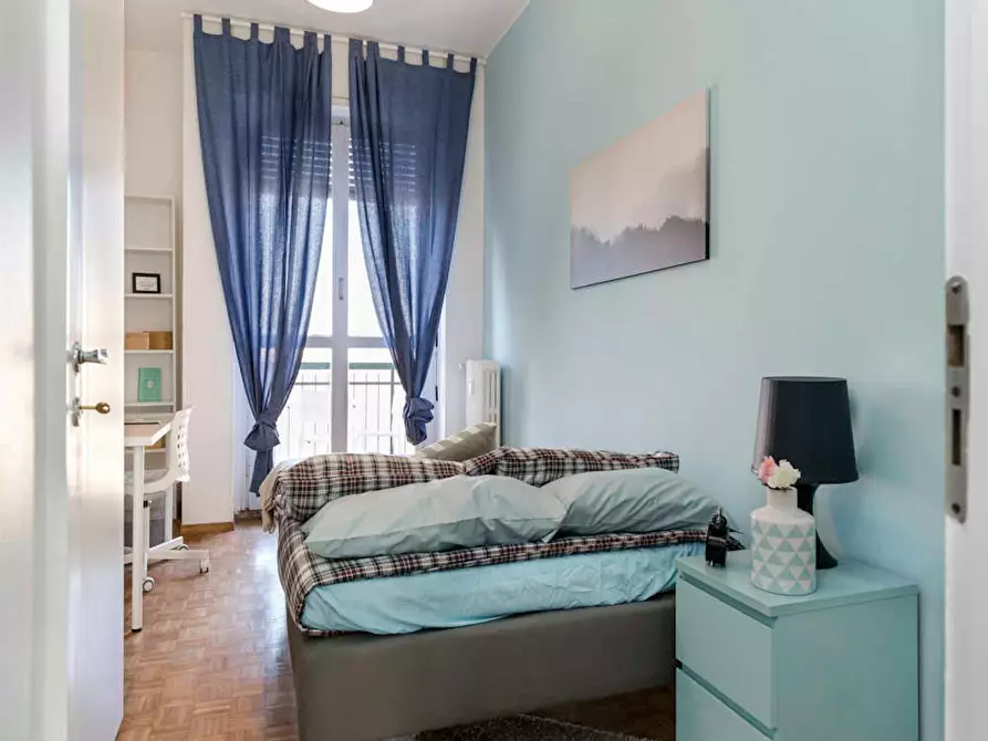 Immagine 5 di Camera in affitto  in Via dei Pioppi a Buccinasco