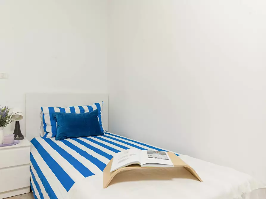 Immagine 2 di Camera in affitto  in Via Elba a Torino