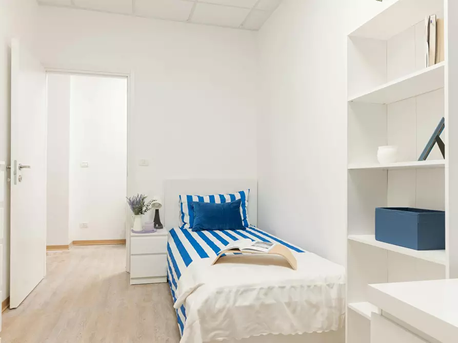 Immagine 1 di Camera in affitto  in Via Elba a Torino