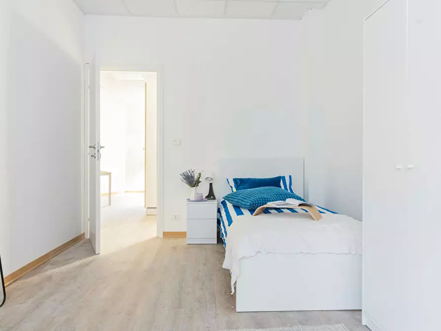 Immagine 1 di Camera in affitto  in Via Elba a Torino