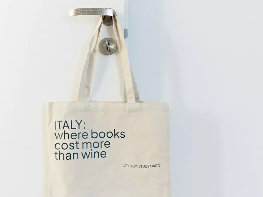 Immagine 7 di Camera in affitto  in Via Elba a Torino