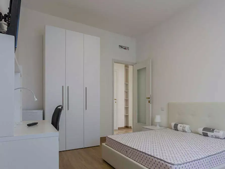 Immagine 4 di Camera in affitto  in Viale San Gimignano a Milano