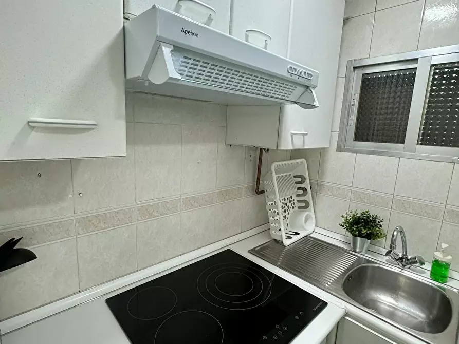 Immagine 5 di Camera in affitto  in Calle Sánchez Morate a Getafe