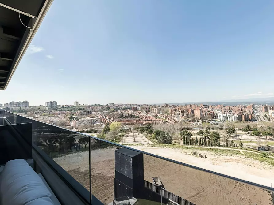 Immagine 3 di Appartamento in affitto  in Paseo de la Dirección a Madrid