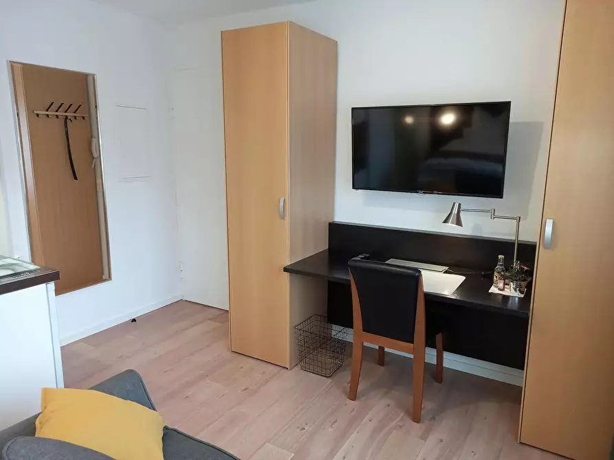 Immagine 4 di Appartamento in affitto  in Elisabethstraße a Köln