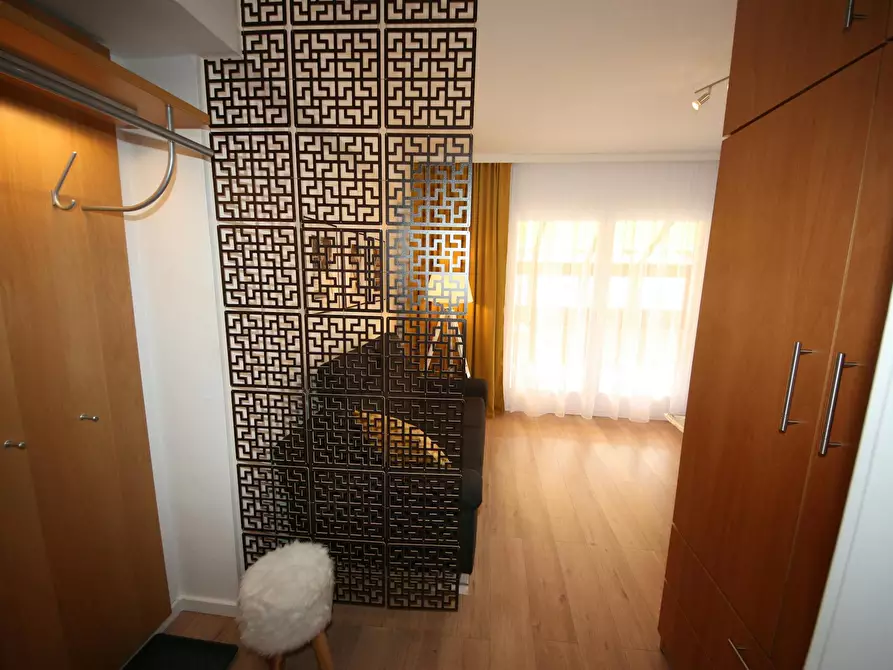 Immagine 4 di Appartamento in affitto  in Elisabethstraße a Köln