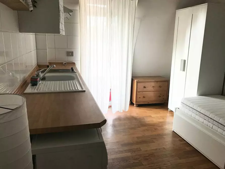 Immagine 9 di Appartamento in affitto  in Via Giordano Bruno a Milano