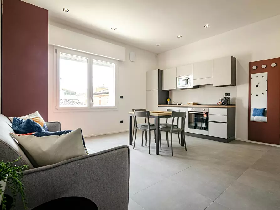 Immagine 6 di Appartamento in affitto  in Via Emilia Ponente a Bologna