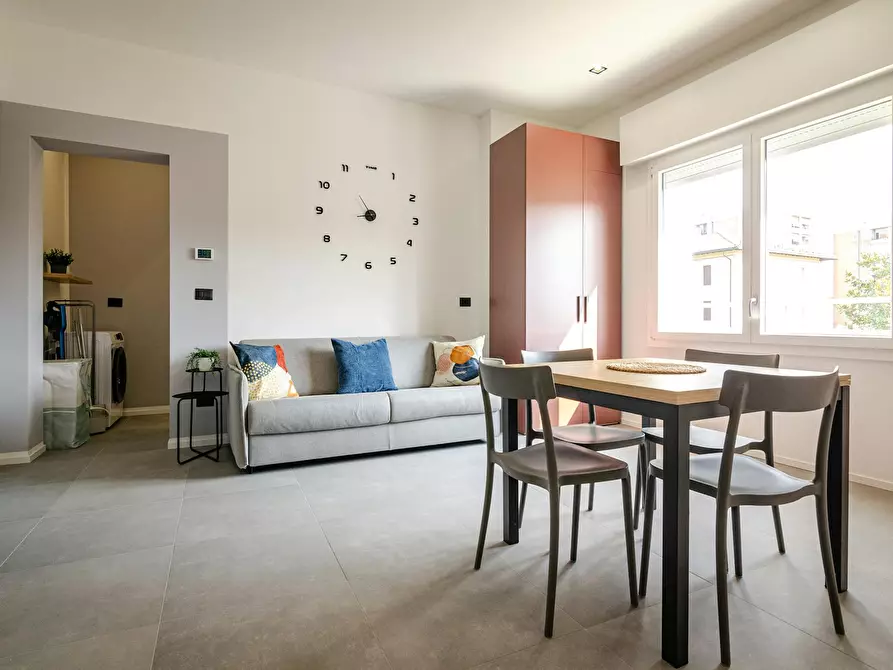 Immagine 3 di Appartamento in affitto  in Via Emilia Ponente a Bologna