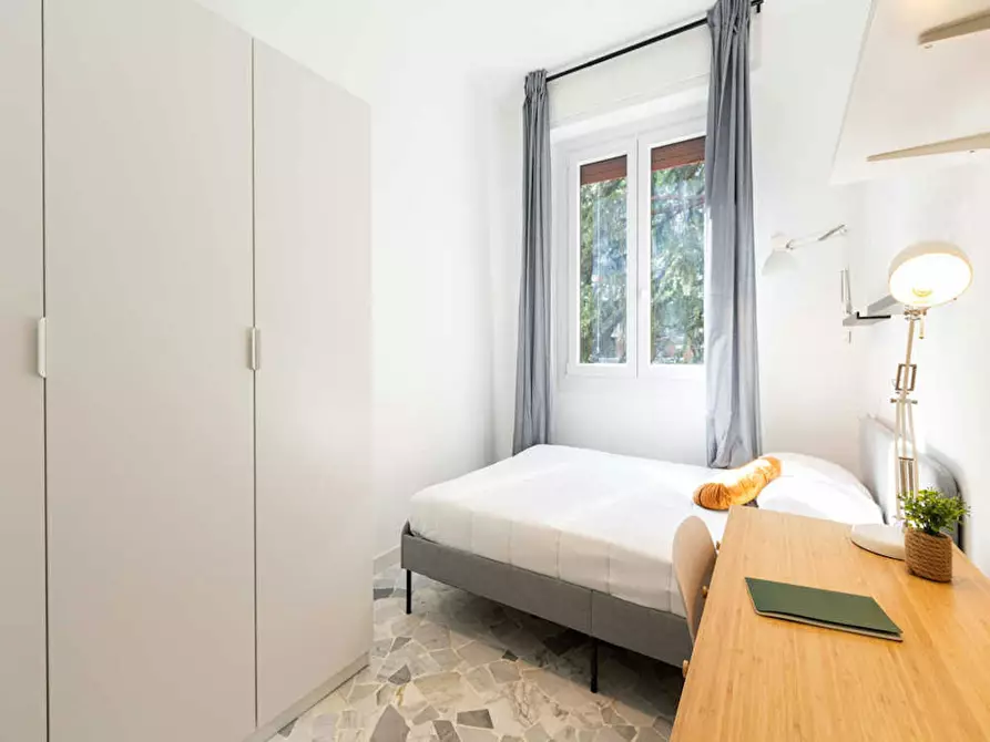 Immagine 5 di Camera in affitto  in Largo Cavalieri di Malta a Milano