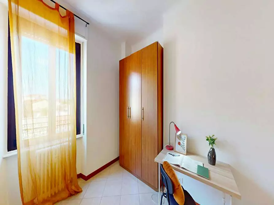 Immagine 5 di Camera in affitto  in Via Giuseppe Meda a Milano