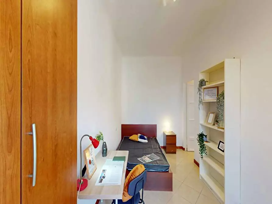 Immagine 1 di Camera in affitto  in Via Giuseppe Meda a Milano