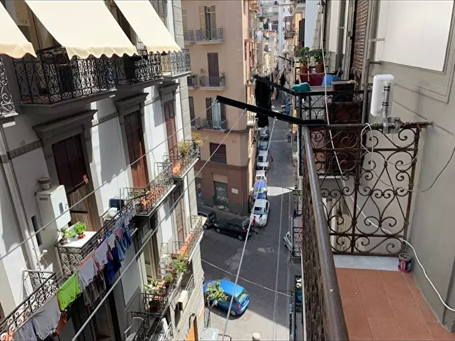 Immagine 10 di Camera in affitto  in Via Atri a Napoli