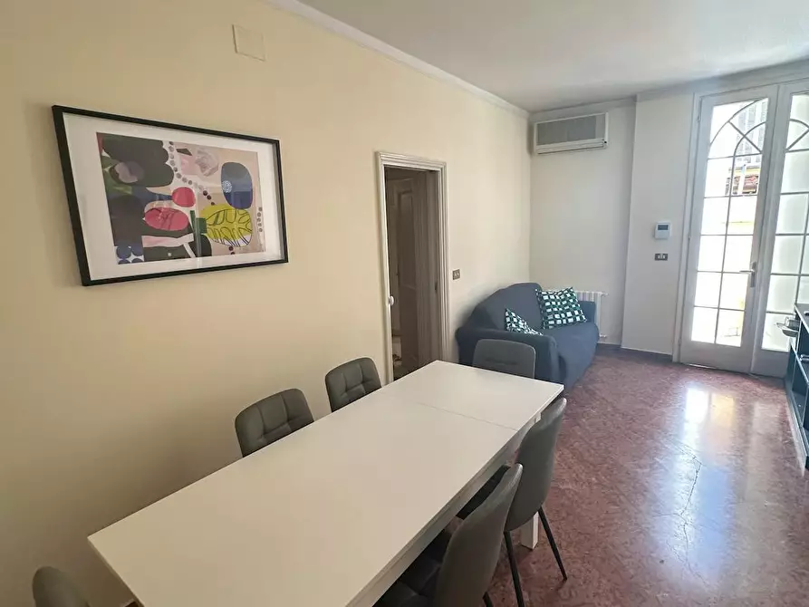 Immagine 4 di Camera in affitto  in Via de' Carbonesi a Bologna