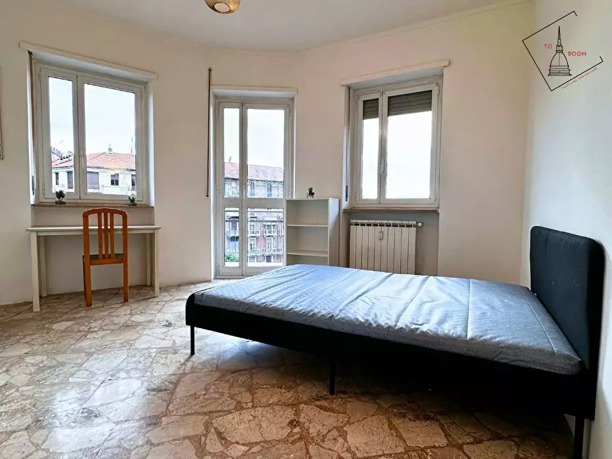 Immagine 3 di Camera in affitto  in Via Renato Martorelli a Torino