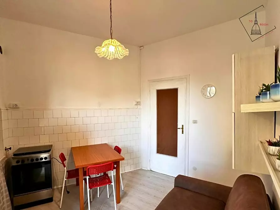 Immagine 9 di Camera in affitto  in Via Renato Martorelli a Torino