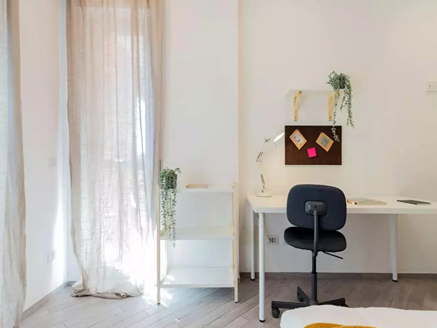 Immagine 6 di Camera in affitto  in Via Francesco Buonamici a Roma