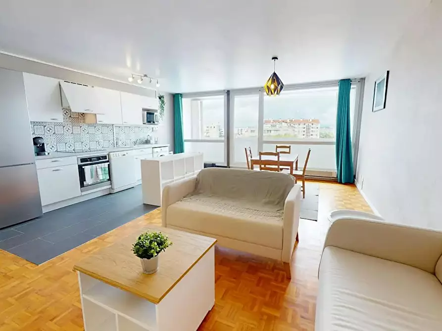 Immagine 5 di Camera in affitto  in Cours Émile Zola a Villeurbanne