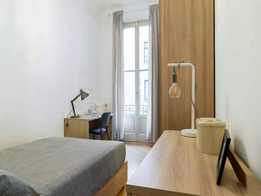 Immagine 2 di Camera in affitto  in Via Antonio Bazzini a Milano