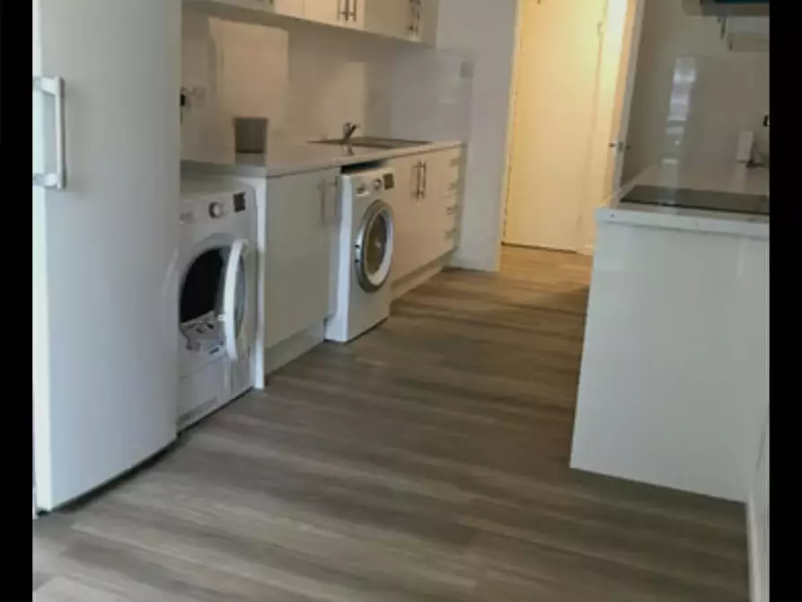 Immagine 8 di Appartamento in affitto  in Clipstone Street a Paddington