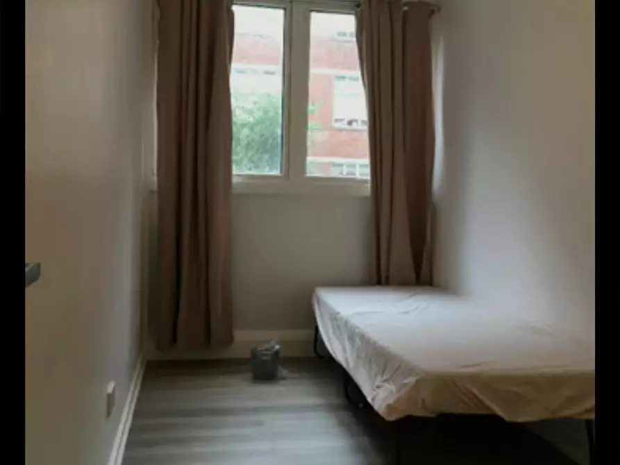 Immagine 6 di Appartamento in affitto  in Clipstone Street a Paddington