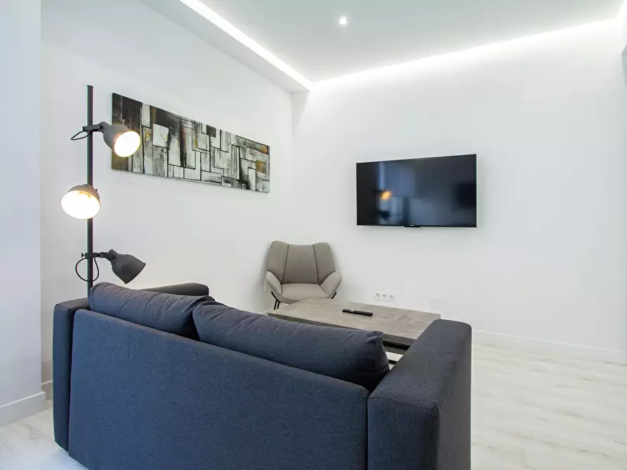 Immagine 10 di Appartamento in affitto  in Calle de San Hermenegildo a Madrid