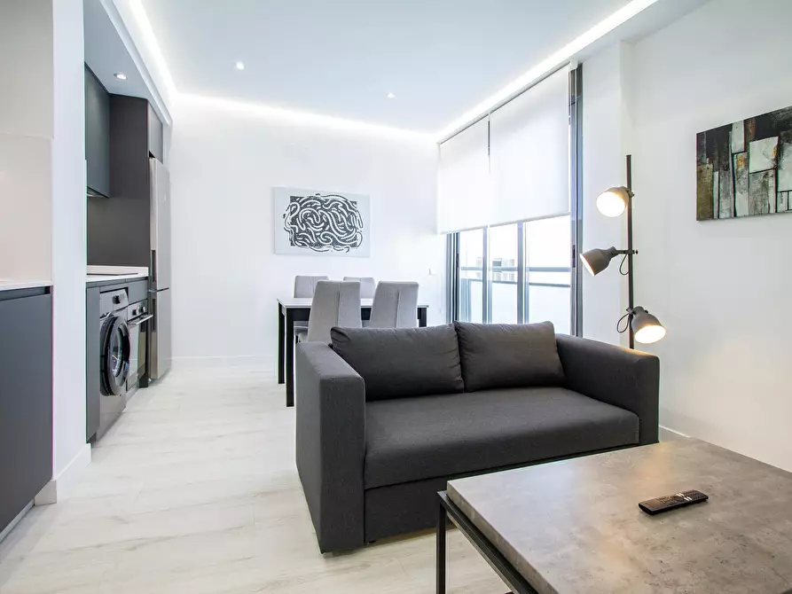 Immagine 3 di Appartamento in affitto  in Calle de San Hermenegildo a Madrid