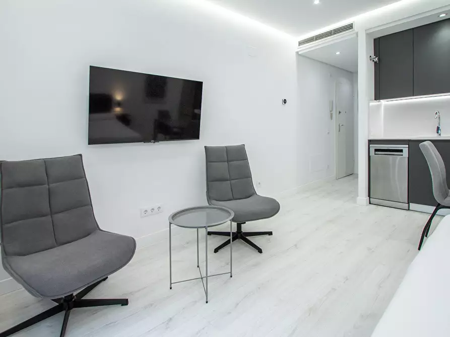 Immagine 7 di Appartamento in affitto  in Calle de San Hermenegildo a Madrid