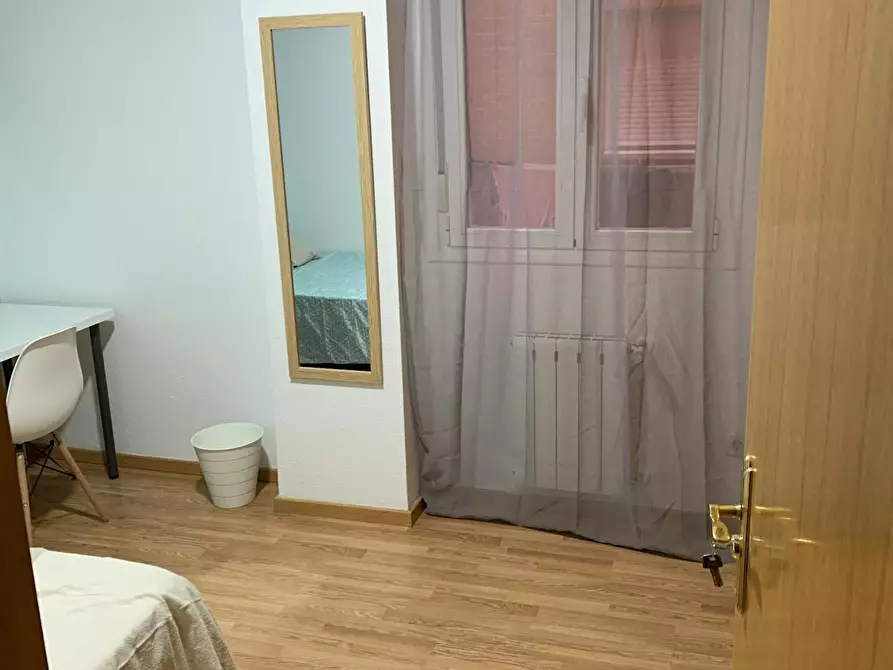 Immagine 3 di Camera in affitto  in Calle Terradas a Getafe