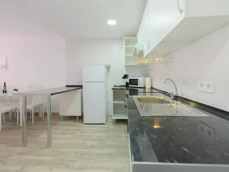 Immagine 4 di Appartamento in affitto  in Calle de Martín Machío a Madrid