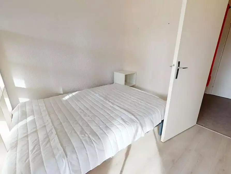 Immagine 7 di Appartamento in affitto  in Rue du Docteur Majnoni d'Intignano a Ahuy
